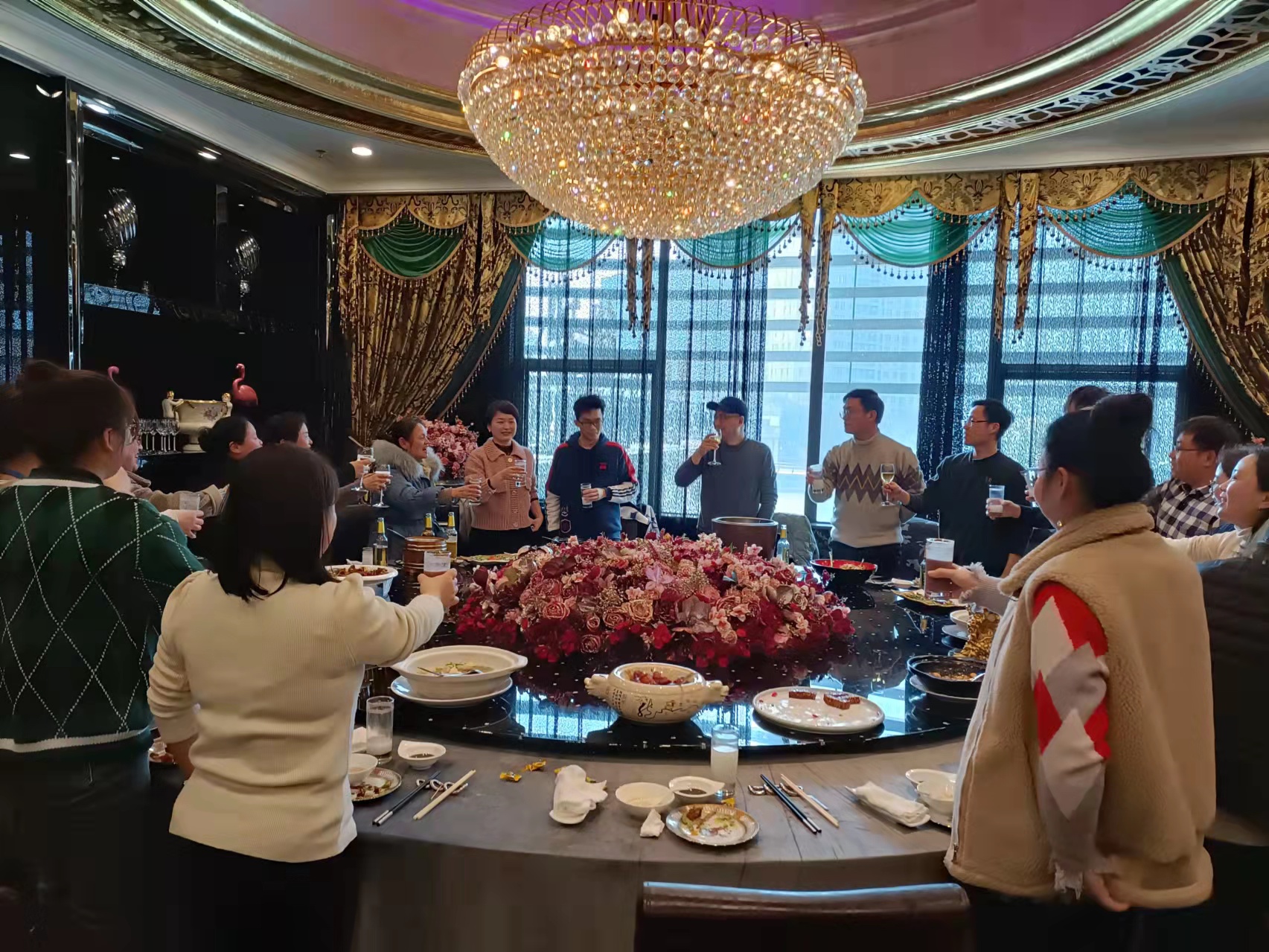 春光明媚,万物勃发;启迪化工,蒸蒸日上